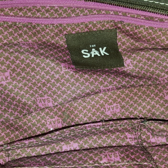 Purse - Picture 3 of 4